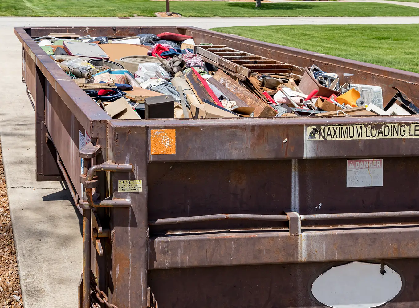 trash and junk cleanout and hauling in the collinsville il area