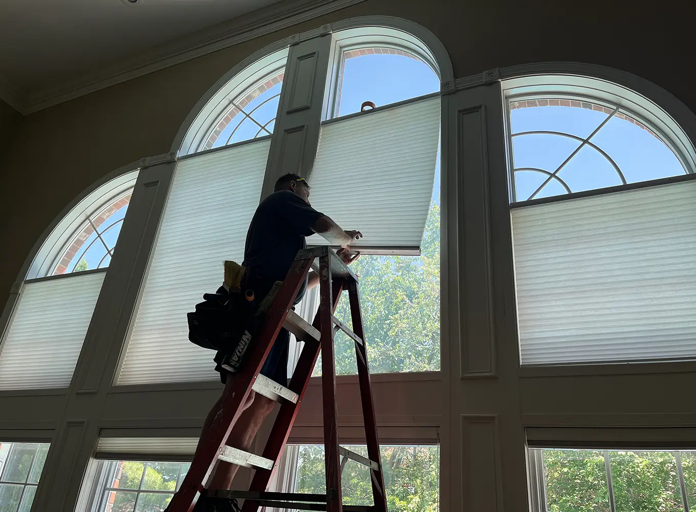 interior window cleaning services near collinsville il